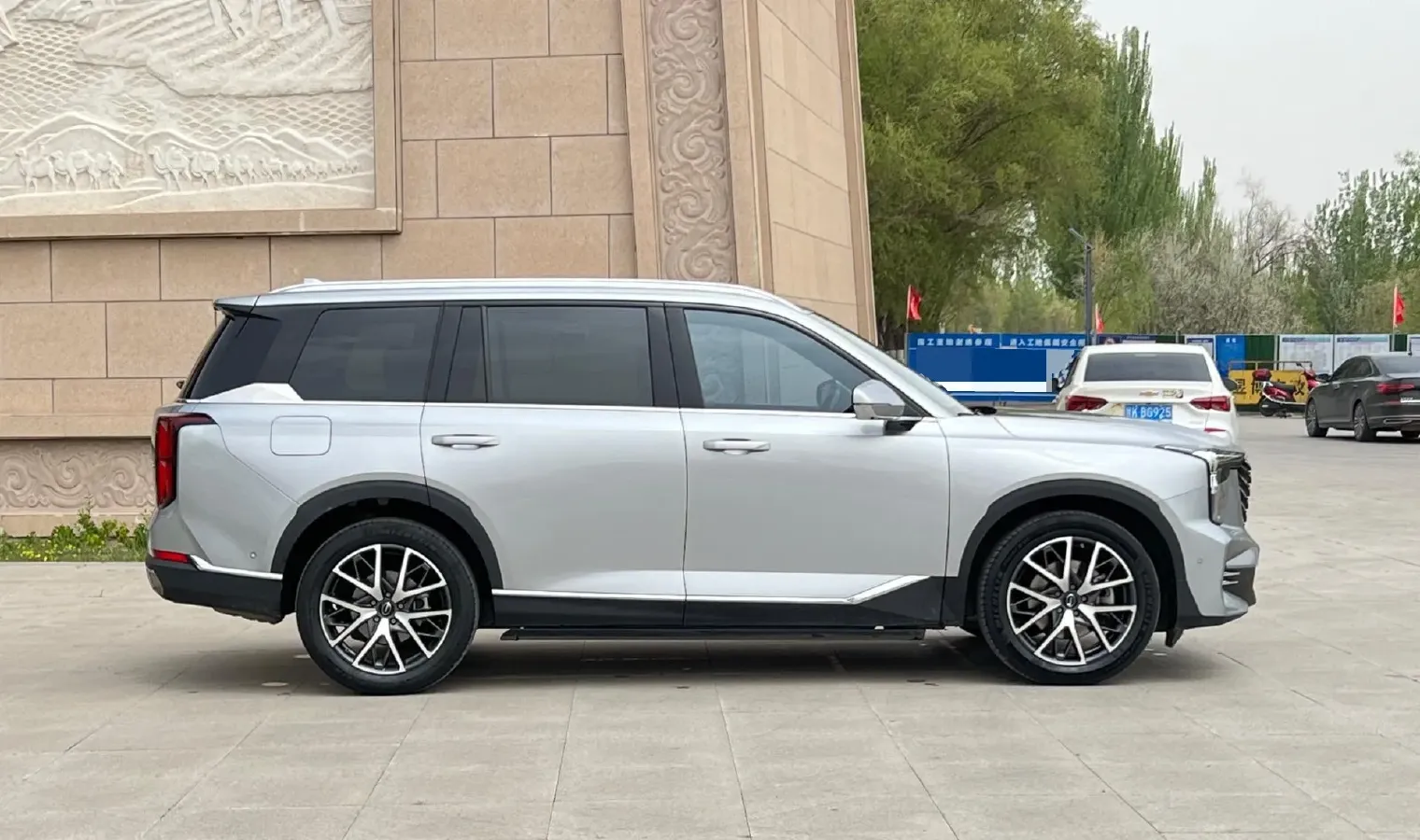 2022 GAC Trumpchi GS8 2.0T 252HP L4 8AT,autocango,china used car exporter,china ev exporter,chinese used car exporter,chinese used ev exporter