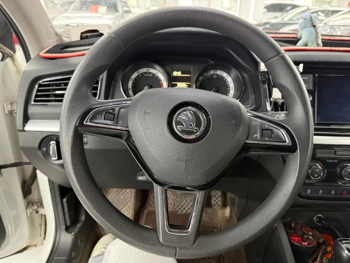 2018 Volkswagen Lavida 1.2T 116HP L4 7DCT,autocango,china used car exporter,china ev exporter,chinese used car exporter,chinese used ev exporter