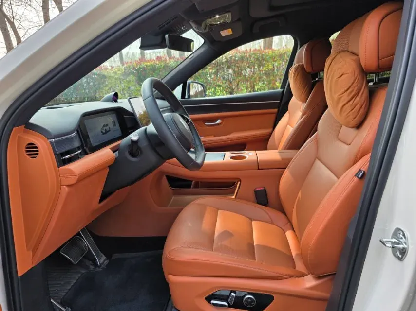 2025 AITO AITO M5 1.5T 152HP L4 REEV 42KWH,autocango,china used car exporter,china ev exporter,chinese used car exporter,chinese used ev exporter