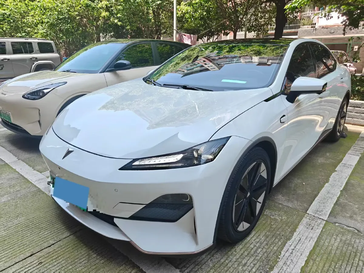 2022 DongFeng Forthing LingZhi EV BEV 68.4KWH,autocango,china used car exporter,china ev exporter,chinese used car exporter,chinese used ev exporter