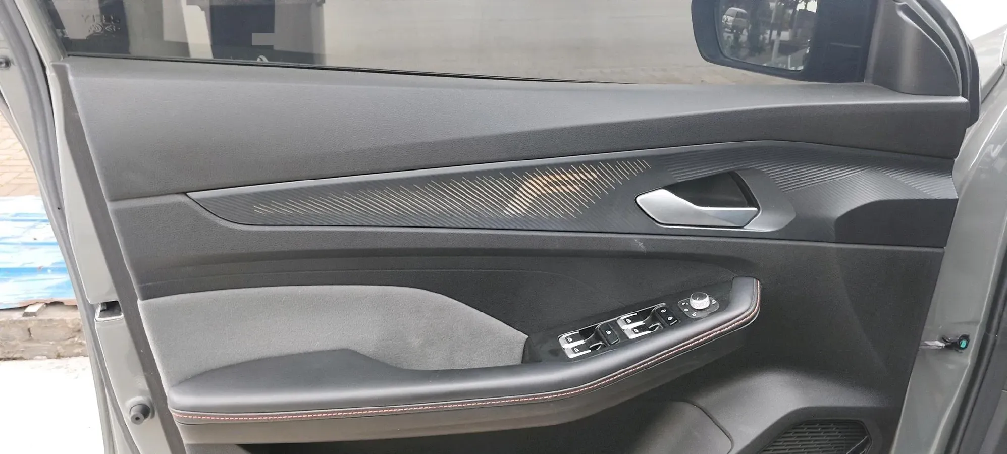 2022 Geely Binray 1.5T 181HP L4 7DCT,autocango,china used car exporter,china ev exporter,chinese used car exporter,chinese used ev exporter