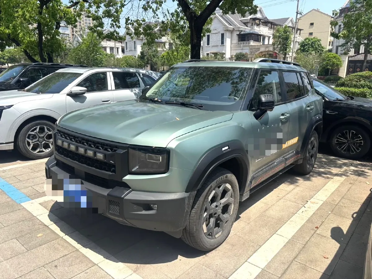 2025 Jetour Traveller 2.0T 254HP L4 7DCT,autocango,china used car exporter,china ev exporter,chinese used car exporter,chinese used ev exporter