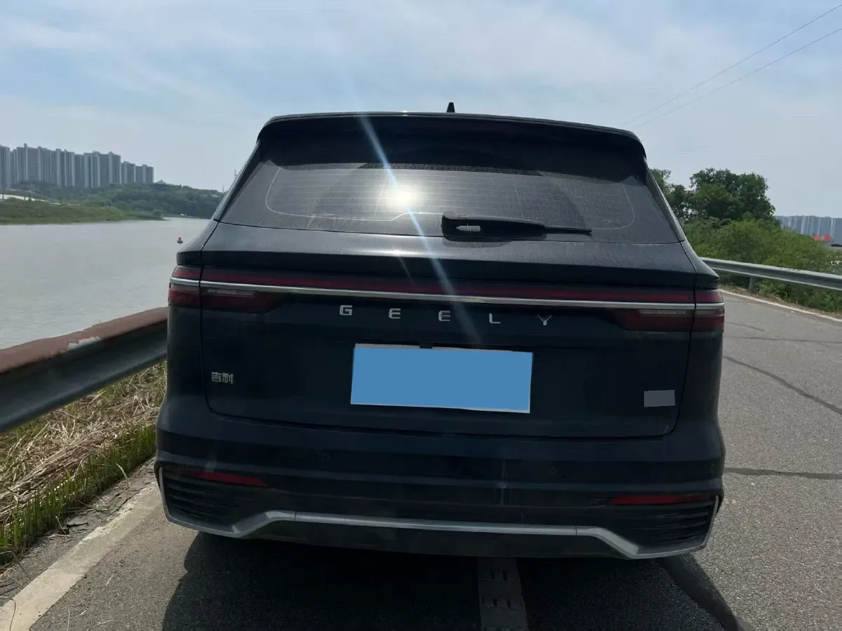 2021 Geely Monjaro 2.0T 218HP L4 7DCT,autocango,china used car exporter,china ev exporter,chinese used car exporter,chinese used ev exporter