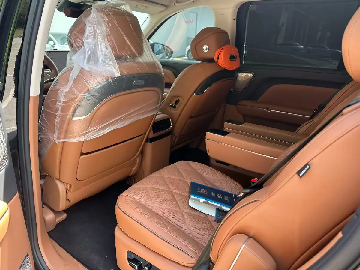 2026 Voyah 9L 1.5T 150HP L4 PHEV,autocango,china used car exporter,china ev exporter,chinese used car exporter,chinese used ev exporter