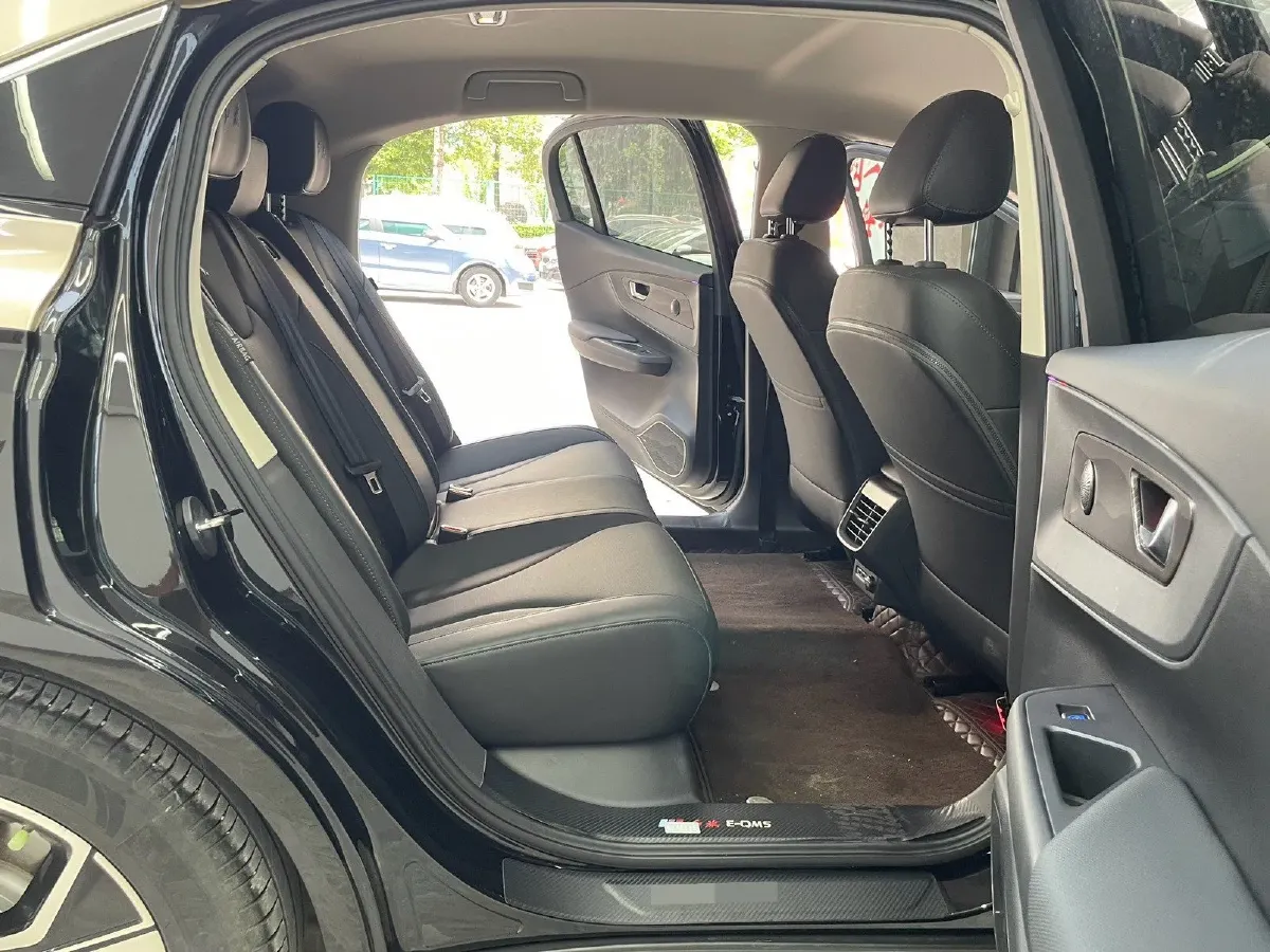 2023 HongQi E-QM5 BEV 54KWH,autocango,china used car exporter,china ev exporter,chinese used car exporter,chinese used ev exporter