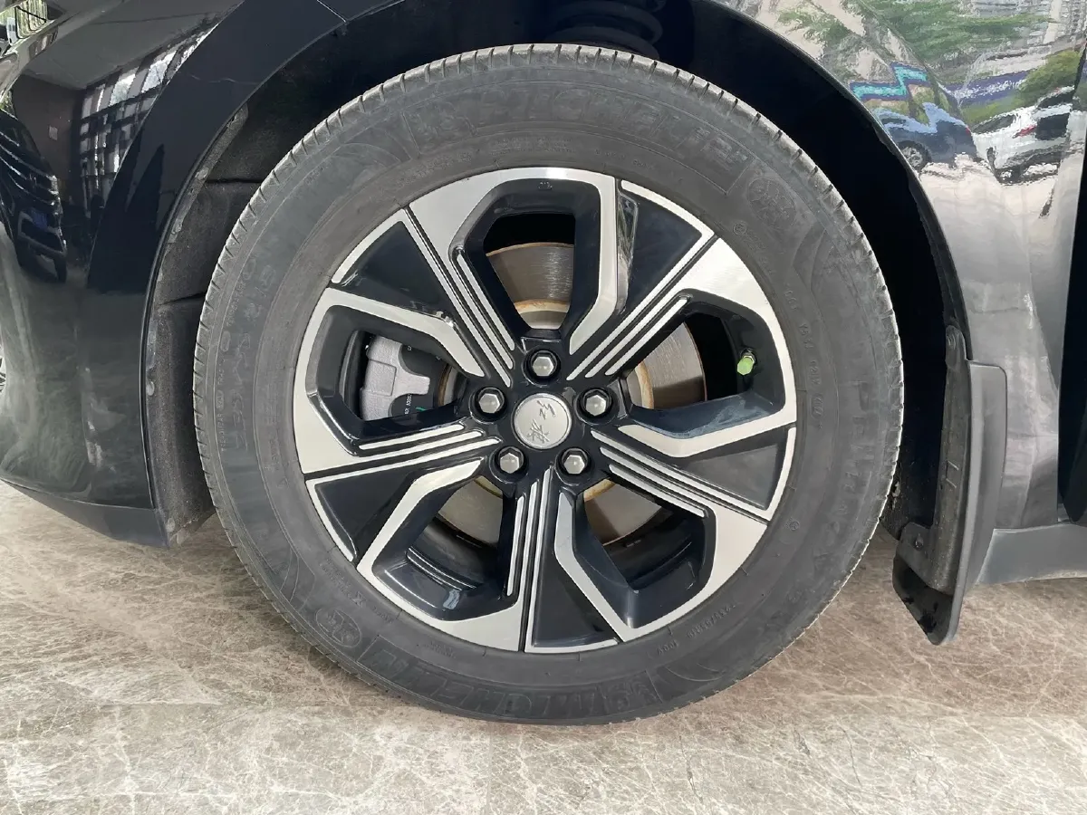 2023 HongQi E-QM5 BEV 54KWH,autocango,china used car exporter,china ev exporter,chinese used car exporter,chinese used ev exporter