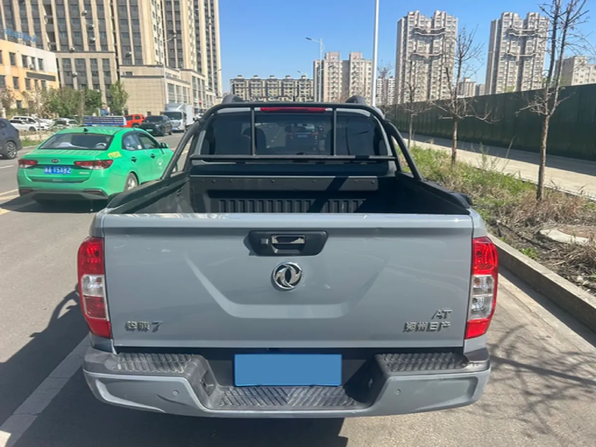 2022 Dongfeng RuiQi 7 2.3T 166HP L4 8AT,autocango,china used car exporter,china ev exporter,chinese used car exporter,chinese used ev exporter