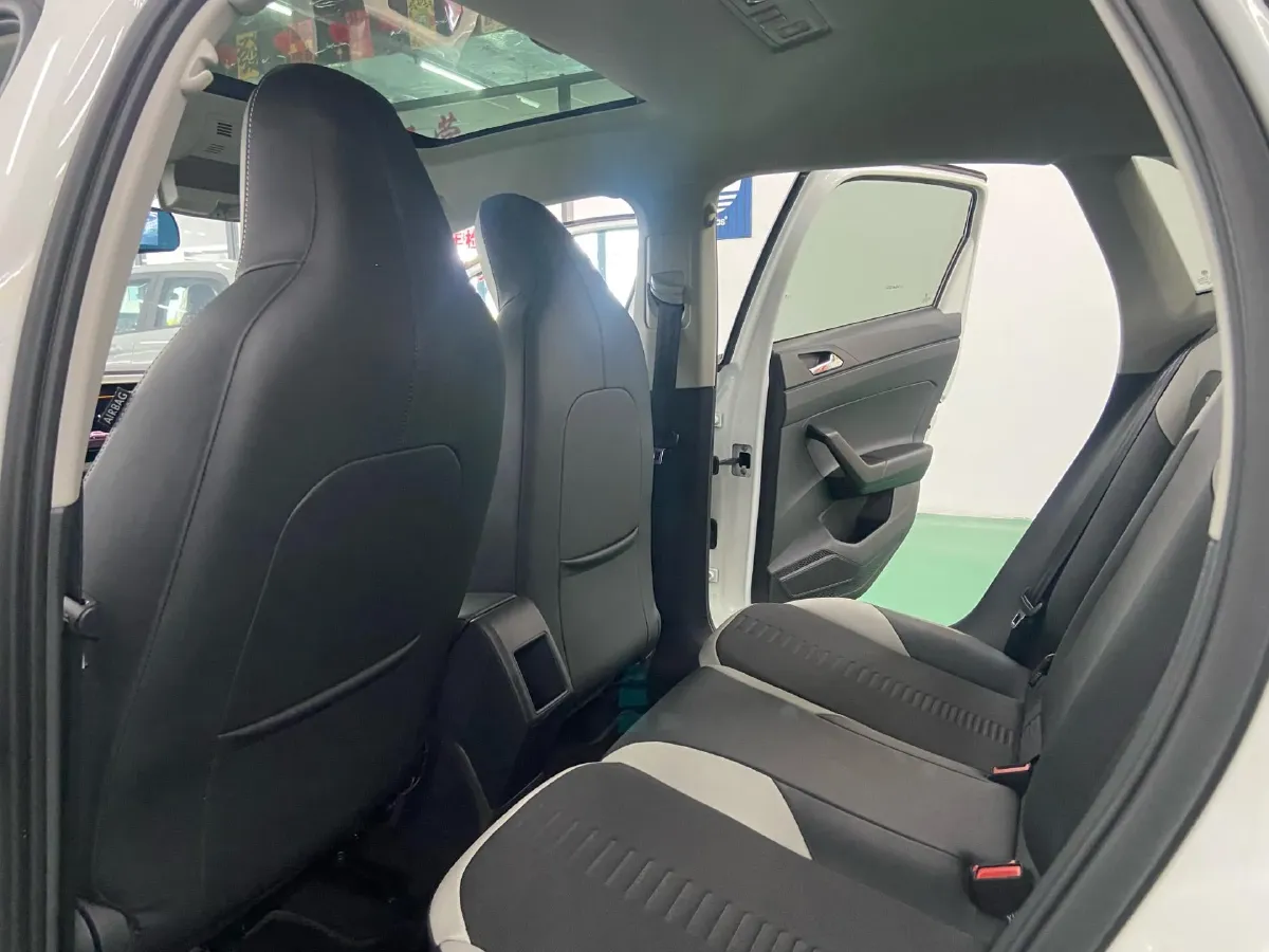 2019 Volkswagen Polo 1.5L 113HP L4 6AT,autocango,china used car exporter,china ev exporter,chinese used car exporter,chinese used ev exporter