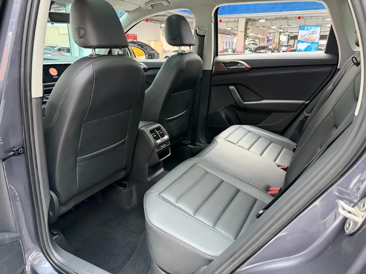 2021 Volkswagen Tharu 1.4T 150HP L4 7DCT,autocango,china used car exporter,china ev exporter,chinese used car exporter,chinese used ev exporter