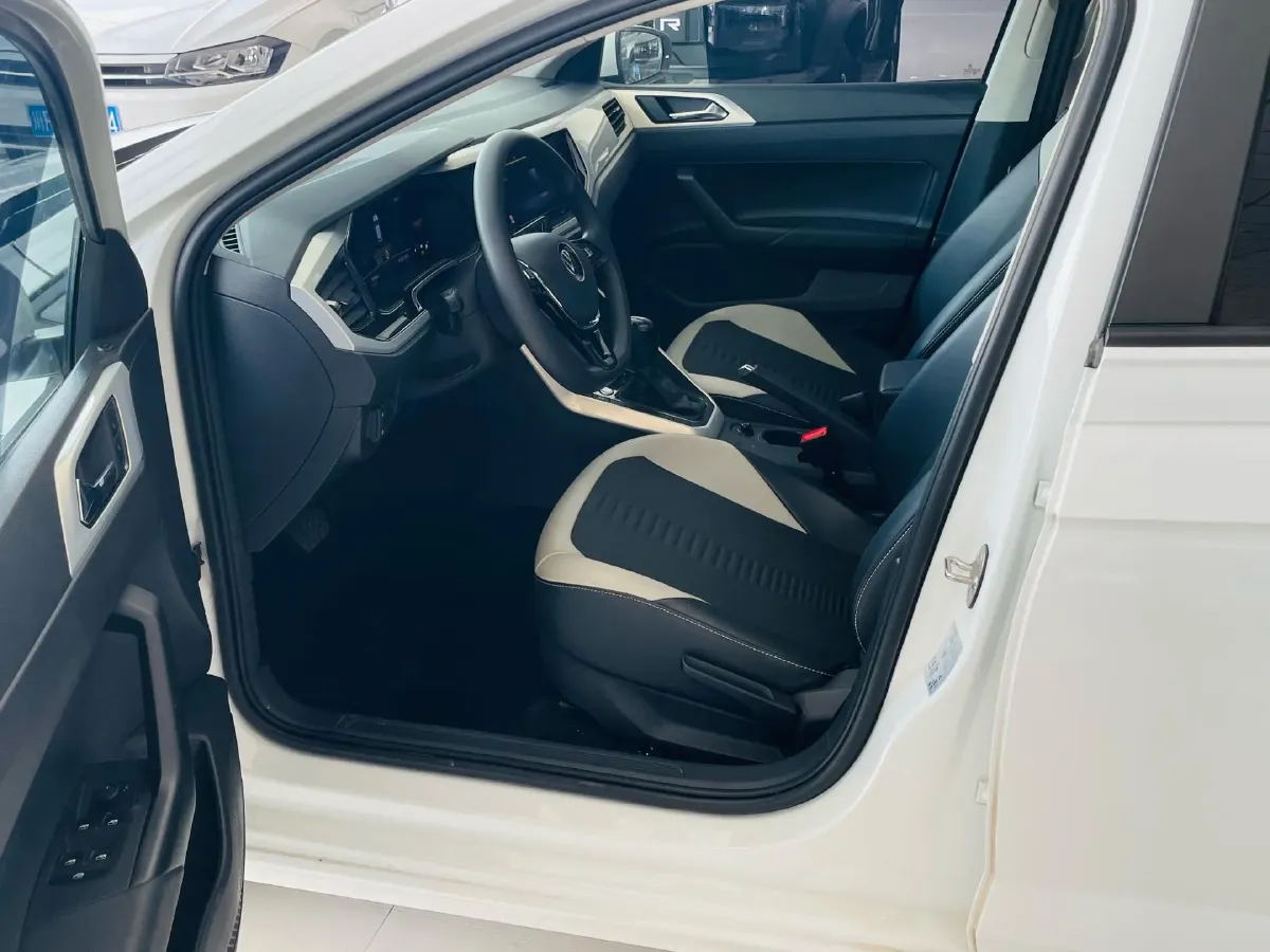 2023 Volkswagen Polo 1.5L 110HP L4 6AT,autocango,china used car exporter,china ev exporter,chinese used car exporter,chinese used ev exporter
