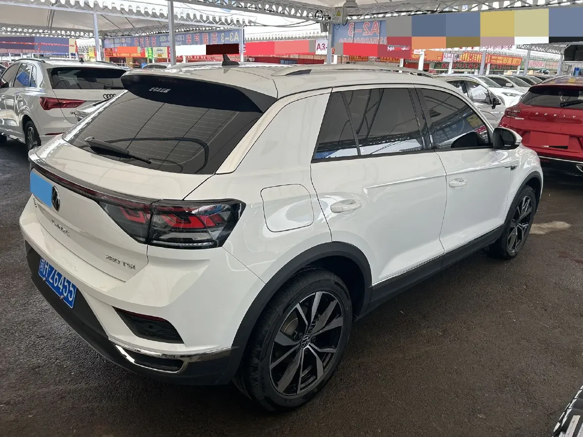 2025 Volkswagen T-Roc 1.4T 150HP L4 7DCT,autocango,china used car exporter,china ev exporter,chinese used car exporter,chinese used ev exporter
