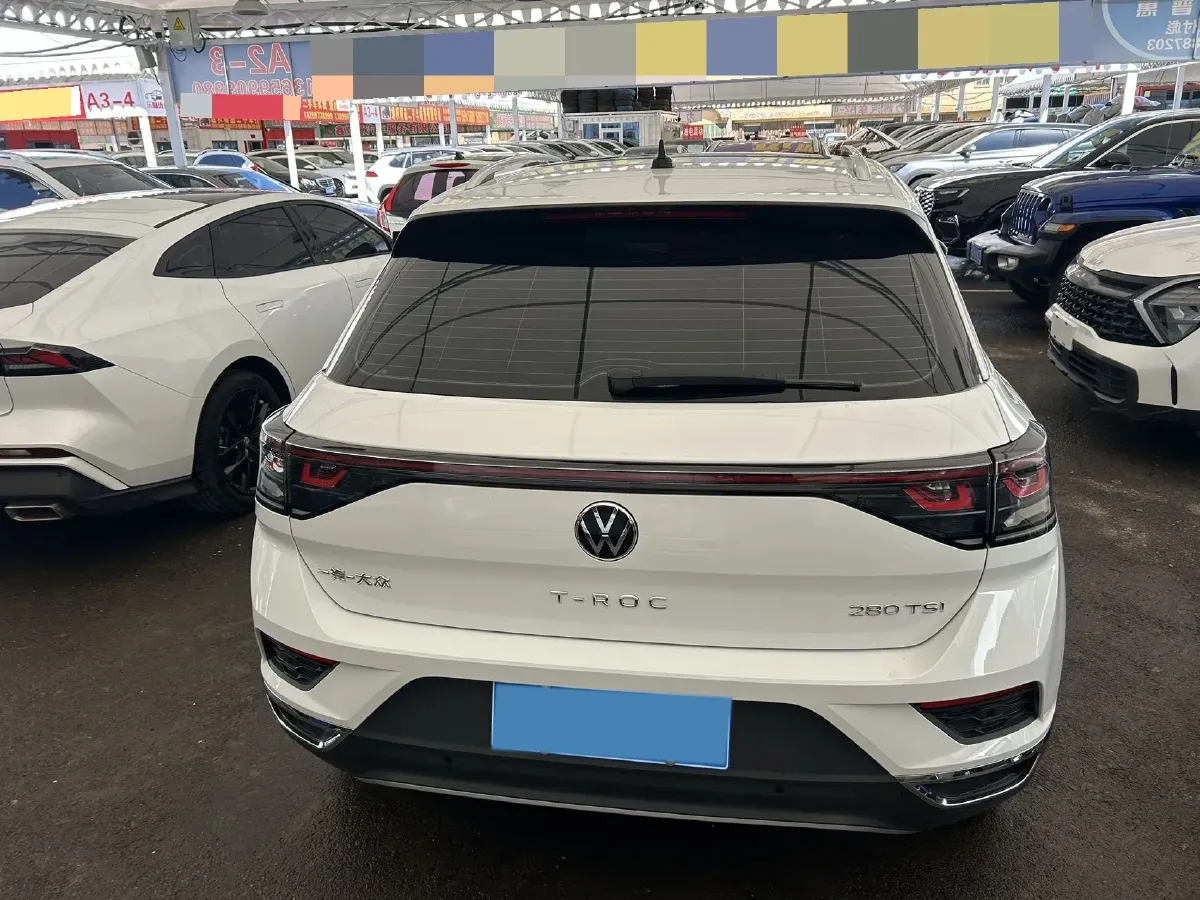 2025 Volkswagen T-Roc 1.4T 150HP L4 7DCT,autocango,china used car exporter,china ev exporter,chinese used car exporter,chinese used ev exporter