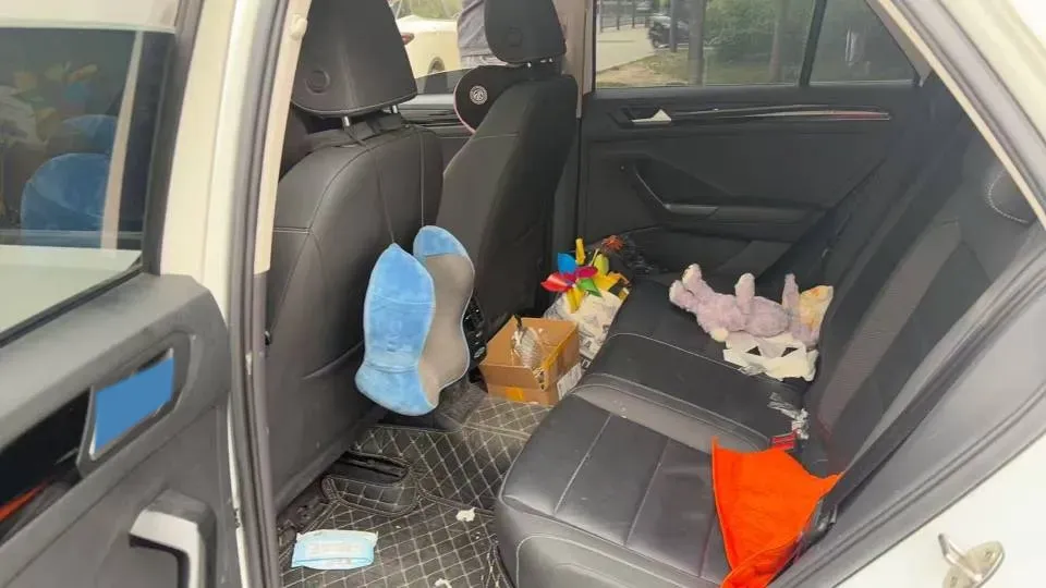 2022 Volkswagen T-Roc 1.4T 150HP L4 7DCT,autocango,china used car exporter,china ev exporter,chinese used car exporter,chinese used ev exporter