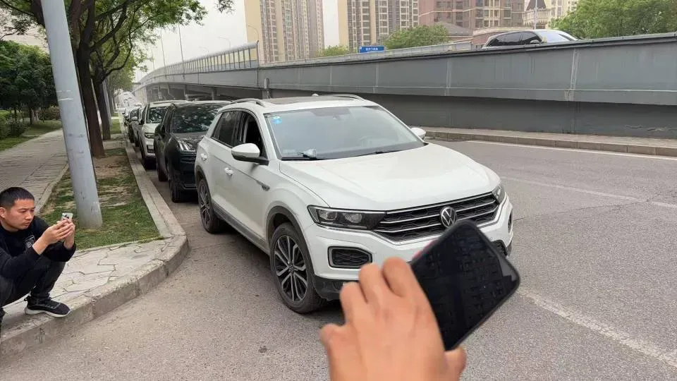 2022 Volkswagen T-Roc 1.4T 150HP L4 7DCT,autocango,china used car exporter,china ev exporter,chinese used car exporter,chinese used ev exporter