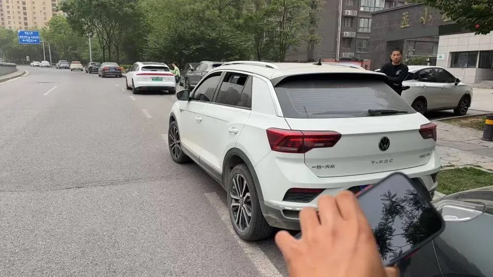 2022 Volkswagen T-Roc 1.4T 150HP L4 7DCT,autocango,china used car exporter,china ev exporter,chinese used car exporter,chinese used ev exporter