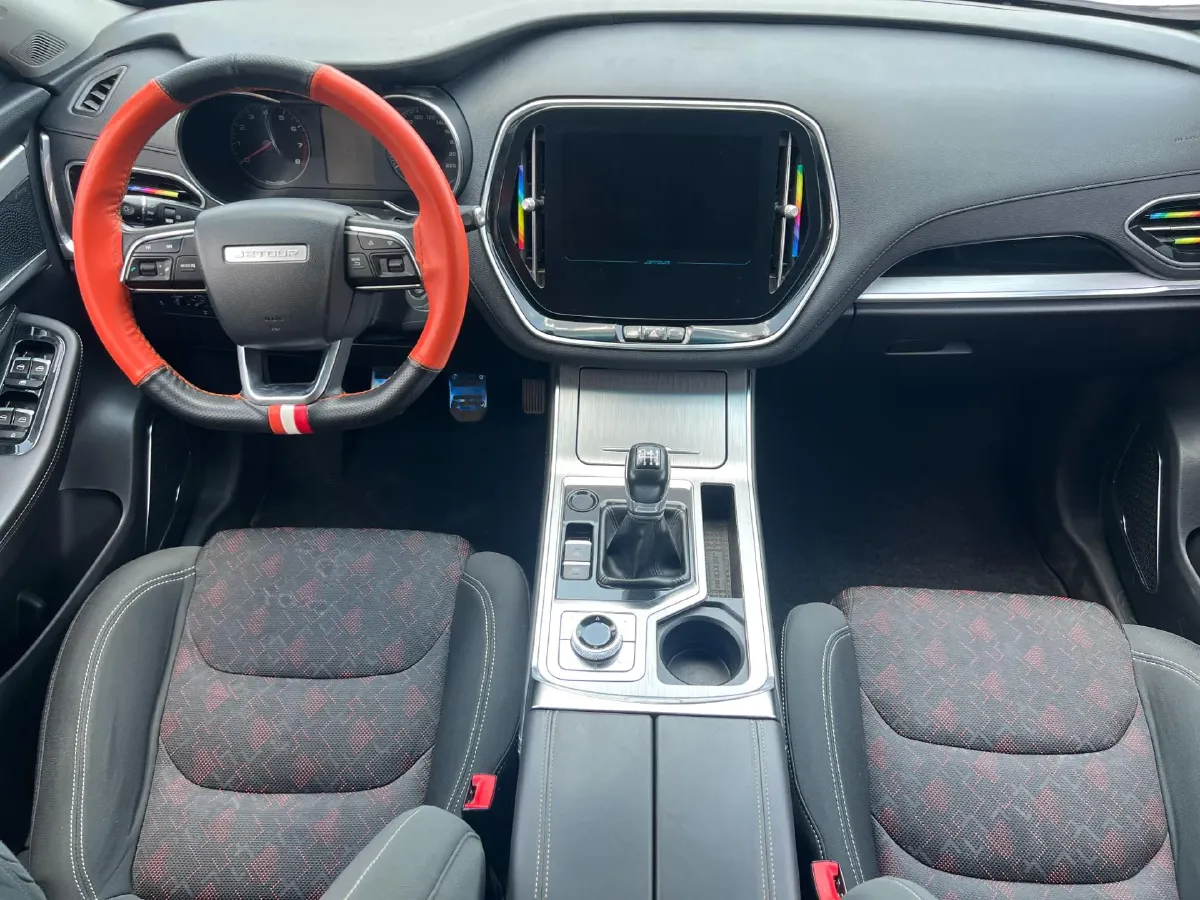 2020 Jetour X70 1.5T 156HP L4 6MT,autocango,china used car exporter,china ev exporter,chinese used car exporter,chinese used ev exporter