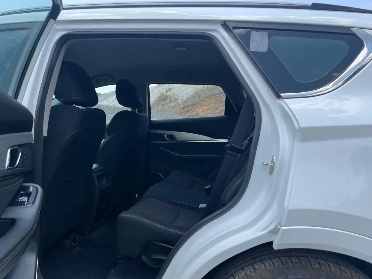 2020 Jetour X70 1.5T 156HP L4 6MT,autocango,china used car exporter,china ev exporter,chinese used car exporter,chinese used ev exporter