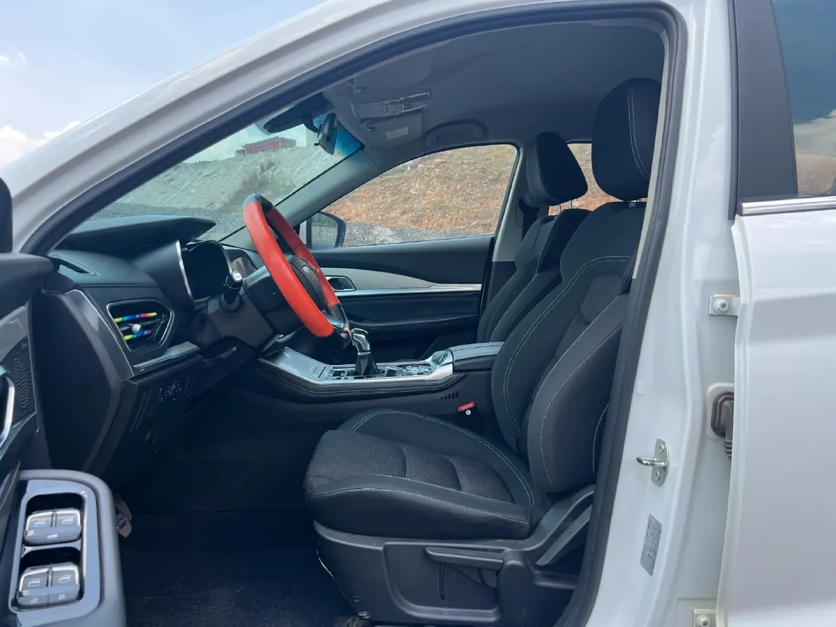 2020 Jetour X70 1.5T 156HP L4 6MT,autocango,china used car exporter,china ev exporter,chinese used car exporter,chinese used ev exporter