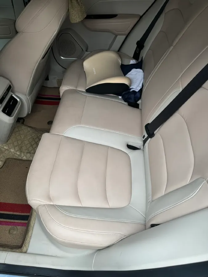 2023 Geely ICON 1.5T 181HP L4 7DCT,autocango,china used car exporter,china ev exporter,chinese used car exporter,chinese used ev exporter