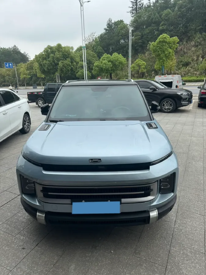 2023 Geely ICON 1.5T 181HP L4 7DCT,autocango,china used car exporter,china ev exporter,chinese used car exporter,chinese used ev exporter