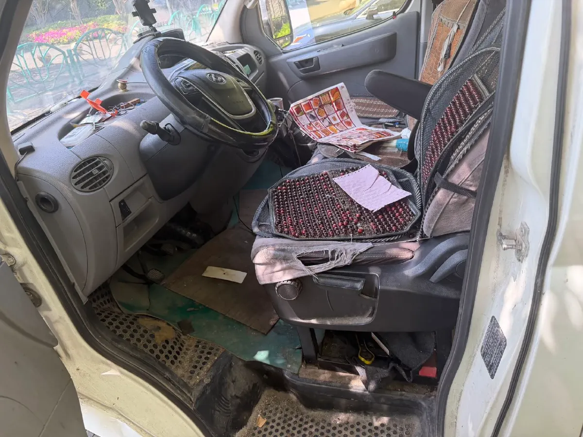 2018 DongFeng DFAC YuFeng 2.5T 136HP L4 6MT,autocango,china used car exporter,china ev exporter,chinese used car exporter,chinese used ev exporter