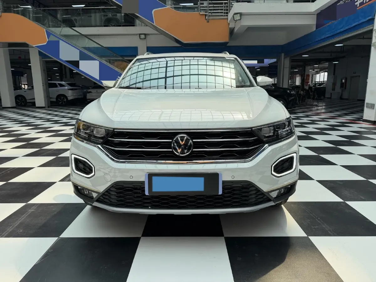 2022 Volkswagen T-Roc 1.4T 150HP L4 7DCT,autocango,china used car exporter,china ev exporter,chinese used car exporter,chinese used ev exporter