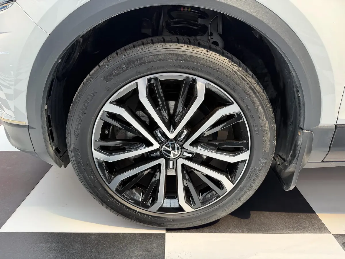 2022 Volkswagen T-Roc 1.4T 150HP L4 7DCT,autocango,china used car exporter,china ev exporter,chinese used car exporter,chinese used ev exporter