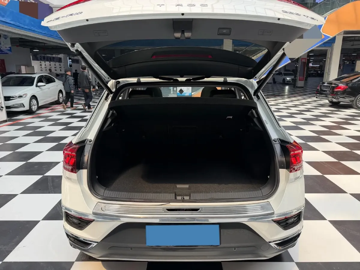 2022 Volkswagen T-Roc 1.4T 150HP L4 7DCT,autocango,china used car exporter,china ev exporter,chinese used car exporter,chinese used ev exporter