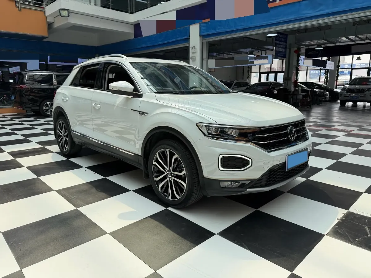 2022 Volkswagen T-Roc 1.4T 150HP L4 7DCT,autocango,china used car exporter,china ev exporter,chinese used car exporter,chinese used ev exporter