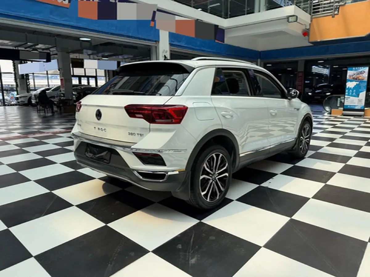 2022 Volkswagen T-Roc 1.4T 150HP L4 7DCT,autocango,china used car exporter,china ev exporter,chinese used car exporter,chinese used ev exporter