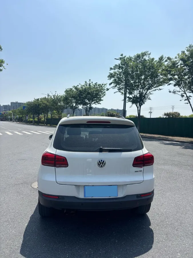 2017 Haval H9 2.0T 190HP L4 8AT,autocango,china used car exporter,china ev exporter,chinese used car exporter,chinese used ev exporter