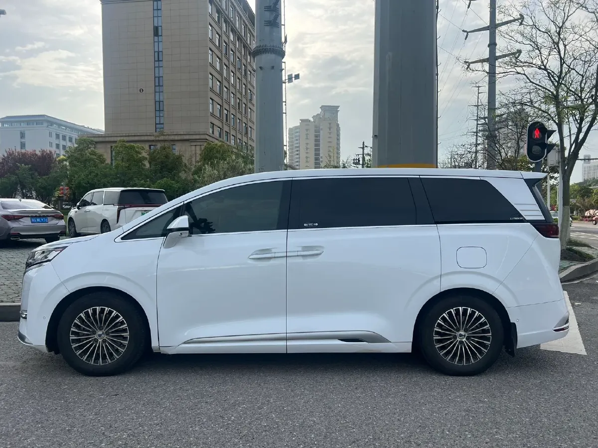 2022 Honda Odyssey 2.0L 146HP L4 E-CVT Hybrid,autocango,china used car exporter,china ev exporter,chinese used car exporter,chinese used ev exporter