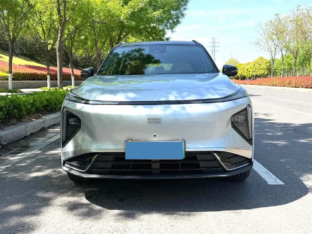 2025 Geely Galaxy L7 1.5L 112HP L4 1DHT PHEV 18.4KWH,autocango,china used car exporter,china ev exporter,chinese used car exporter,chinese used ev exporter