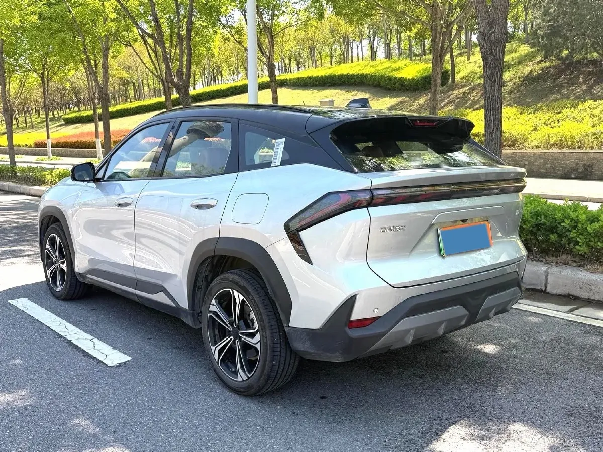 2025 Geely Galaxy L7 1.5L 112HP L4 1DHT PHEV 18.4KWH,autocango,china used car exporter,china ev exporter,chinese used car exporter,chinese used ev exporter