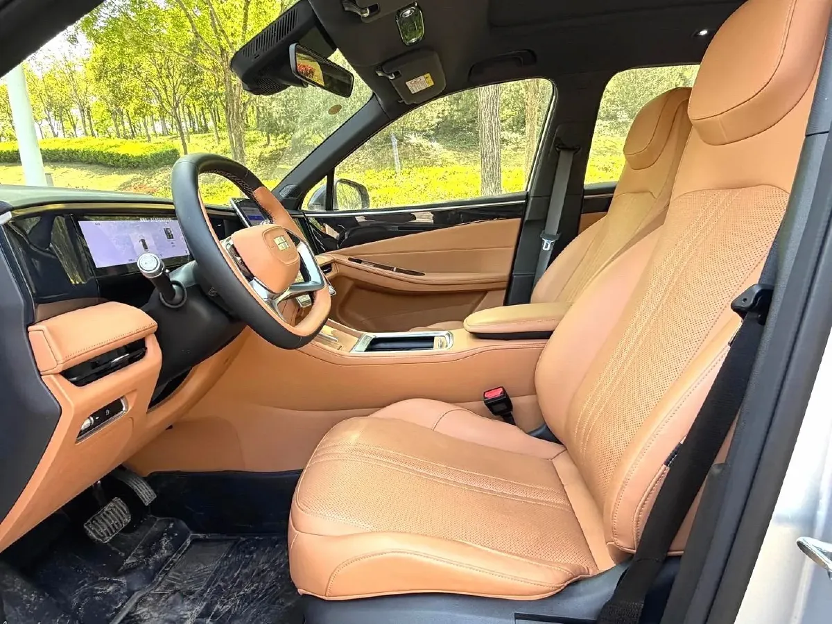 2025 Geely Galaxy L7 1.5L 112HP L4 1DHT PHEV 18.4KWH,autocango,china used car exporter,china ev exporter,chinese used car exporter,chinese used ev exporter