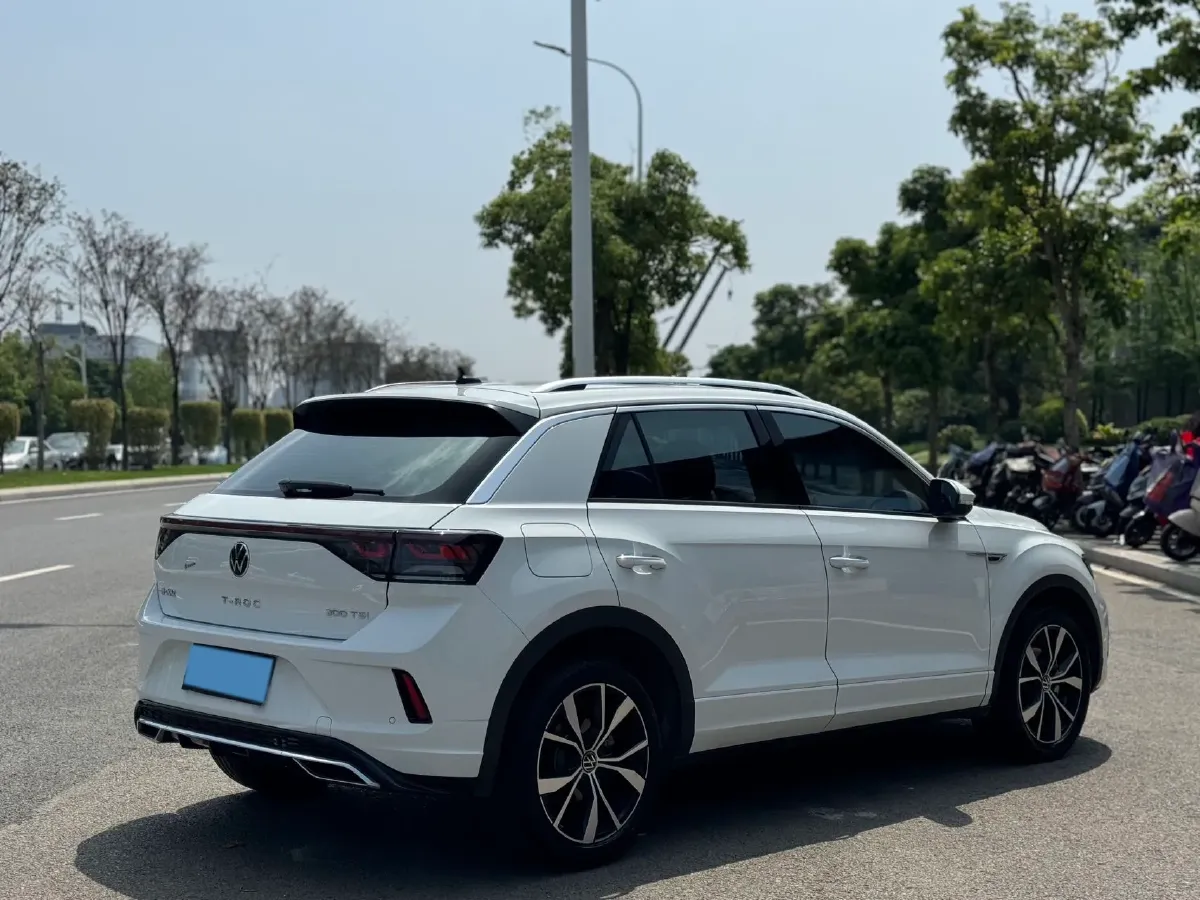 2025 Volkswagen T-Roc 1.5T 160HP L4 7DCT,autocango,china used car exporter,china ev exporter,chinese used car exporter,chinese used ev exporter