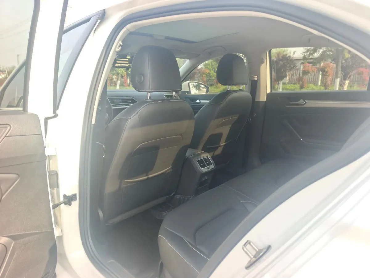 2021 Volkswagen Lamando 1.4T 150HP L4 7DCT,autocango,china used car exporter,china ev exporter,chinese used car exporter,chinese used ev exporter