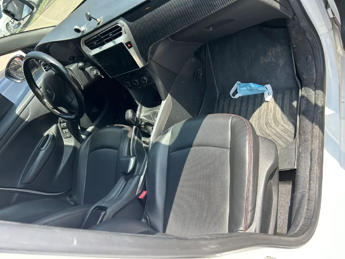 2018 Peugeot 301 1.6L 117HP L4 5MT,autocango,china used car exporter,china ev exporter,chinese used car exporter,chinese used ev exporter