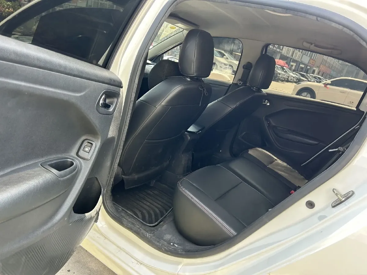 2018 Peugeot 301 1.6L 117HP L4 5MT,autocango,china used car exporter,china ev exporter,chinese used car exporter,chinese used ev exporter