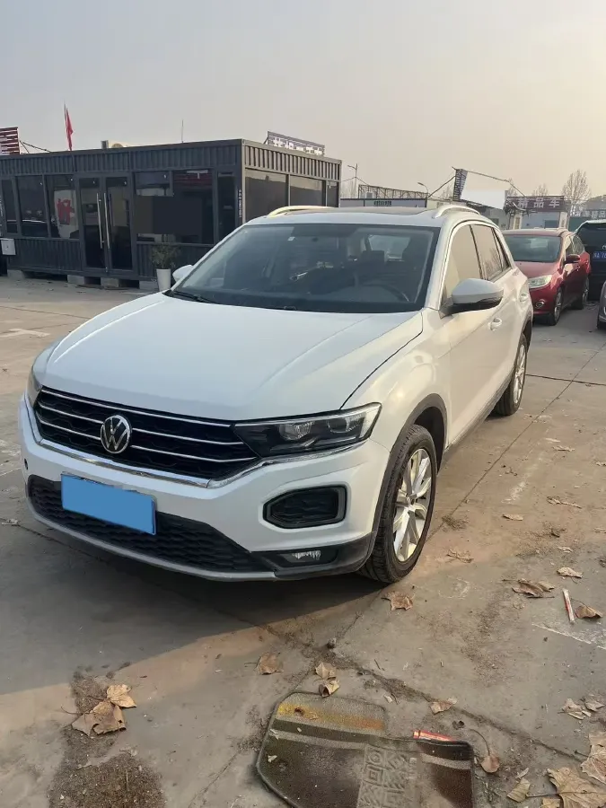 2022 Volkswagen T-Roc 1.4T 150HP L4 7DCT,autocango,china used car exporter,china ev exporter,chinese used car exporter,chinese used ev exporter