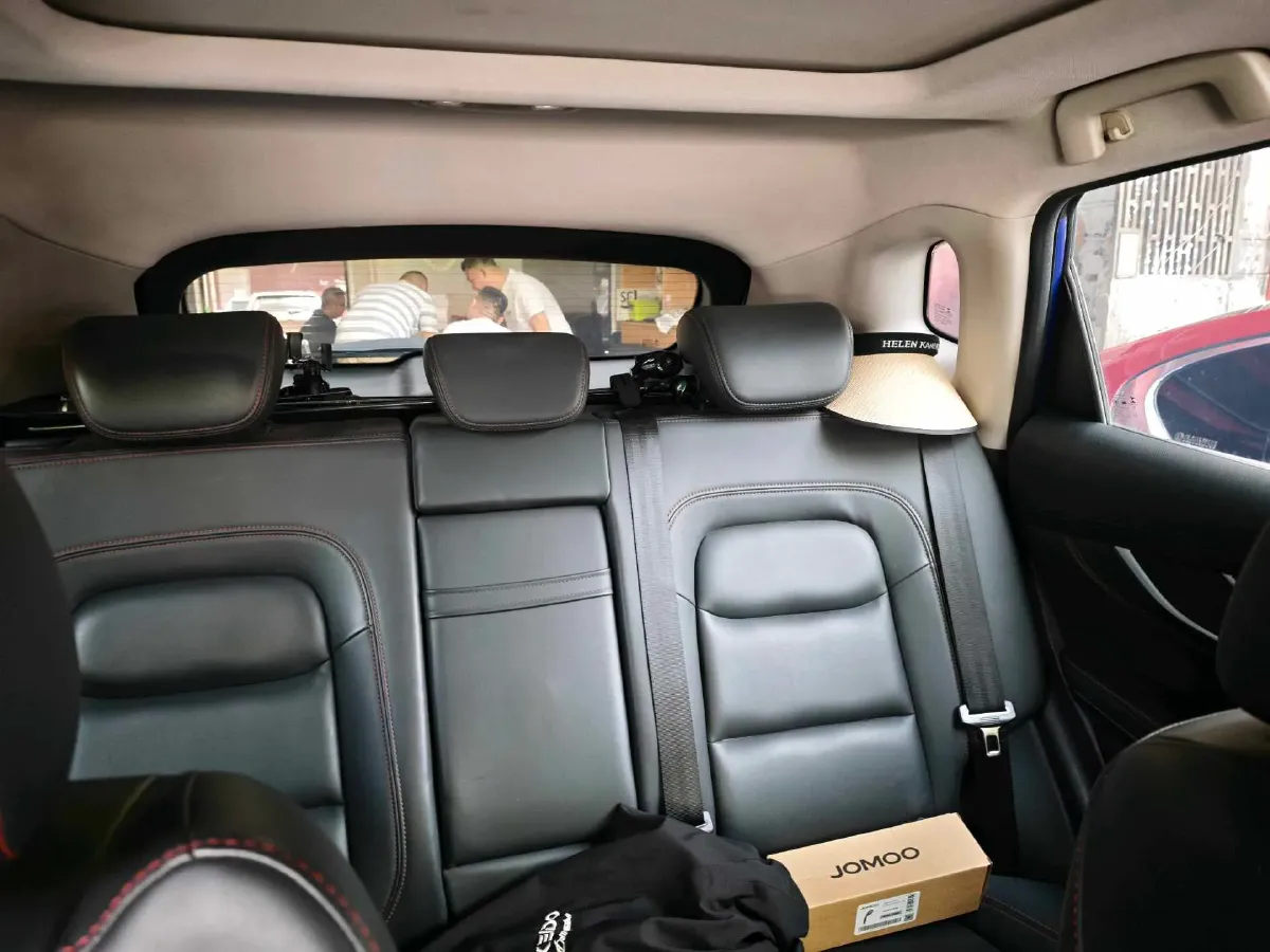 2022 ChangAn Oshan X7 Plus 1.5T 188HP L4 7DCT,autocango,china used car exporter,china ev exporter,chinese used car exporter,chinese used ev exporter