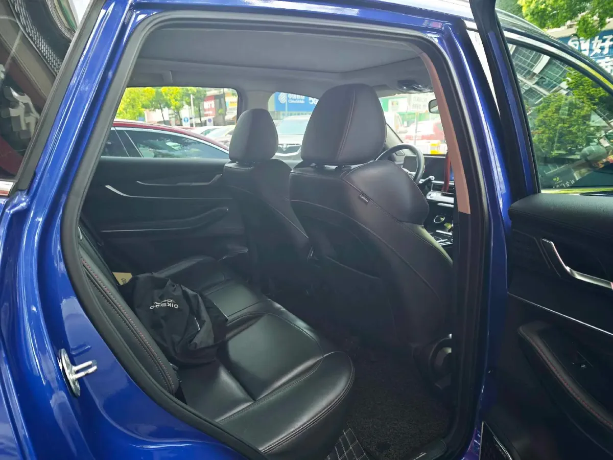 2022 ChangAn Oshan X7 Plus 1.5T 188HP L4 7DCT,autocango,china used car exporter,china ev exporter,chinese used car exporter,chinese used ev exporter