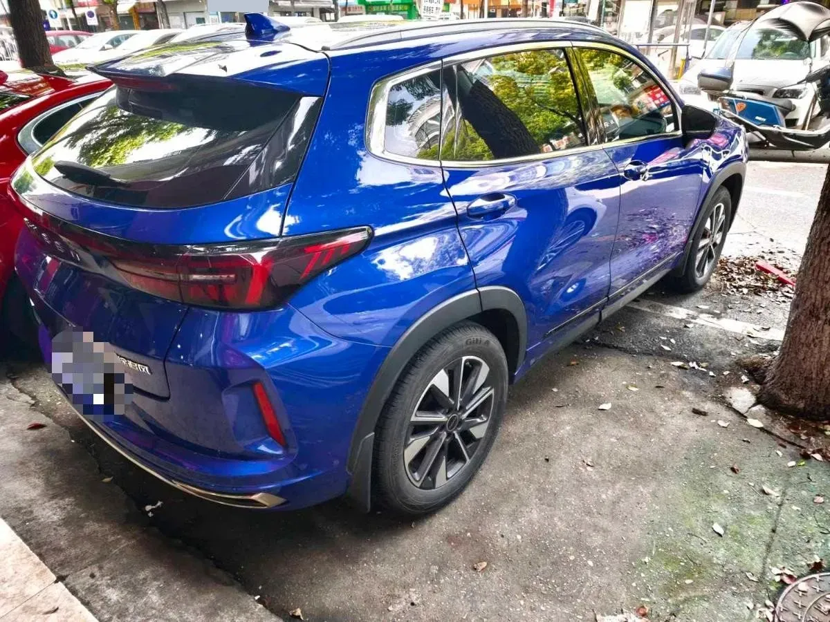 2022 ChangAn Oshan X7 Plus 1.5T 188HP L4 7DCT,autocango,china used car exporter,china ev exporter,chinese used car exporter,chinese used ev exporter