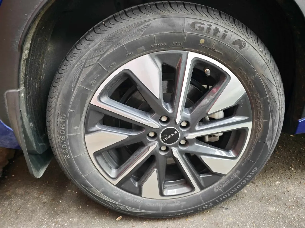 2022 ChangAn Oshan X7 Plus 1.5T 188HP L4 7DCT,autocango,china used car exporter,china ev exporter,chinese used car exporter,chinese used ev exporter