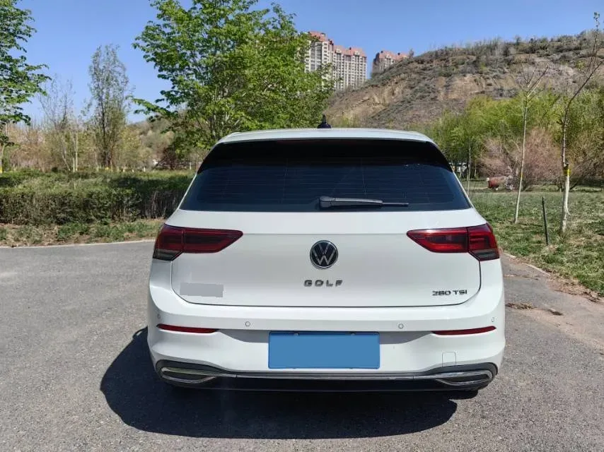 2023 Volkswagen Golf 1.4T 150HP L4 7DCT,autocango,china used car exporter,china ev exporter,chinese used car exporter,chinese used ev exporter