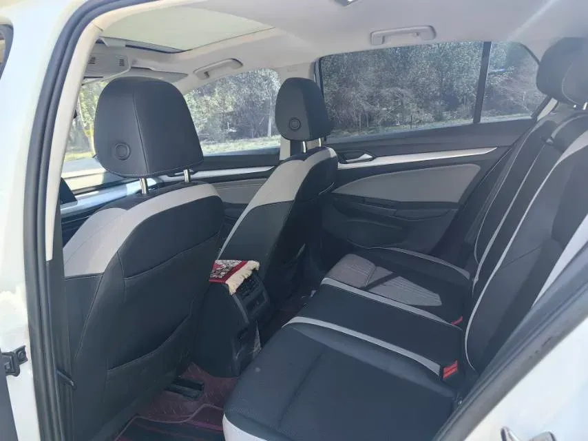 2023 Volkswagen Golf 1.4T 150HP L4 7DCT,autocango,china used car exporter,china ev exporter,chinese used car exporter,chinese used ev exporter