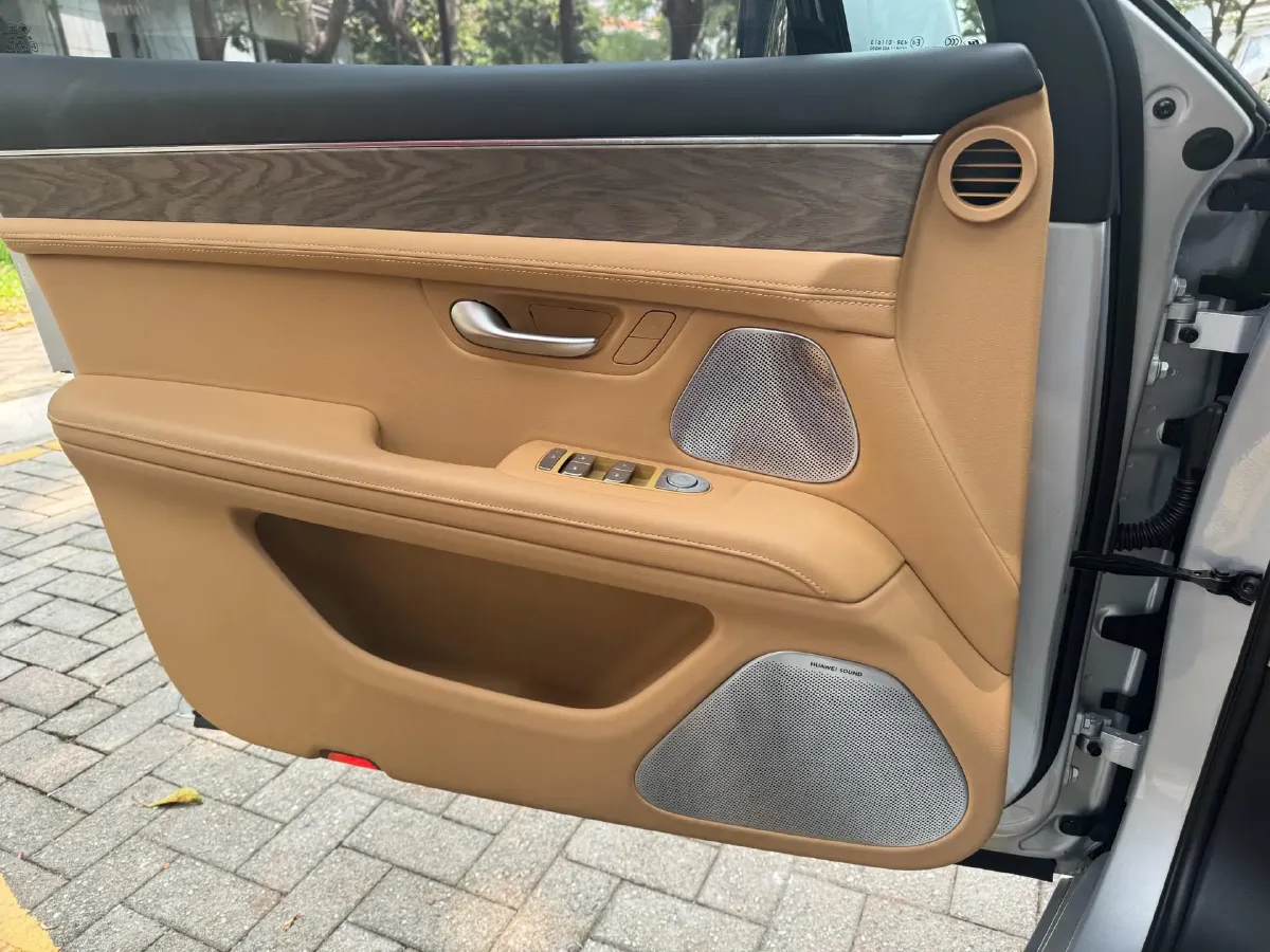 2023 HIMA AITO M5 1.5T 152HP L4 REEV 40KWH,autocango,china used car exporter,china ev exporter,chinese used car exporter,chinese used ev exporter