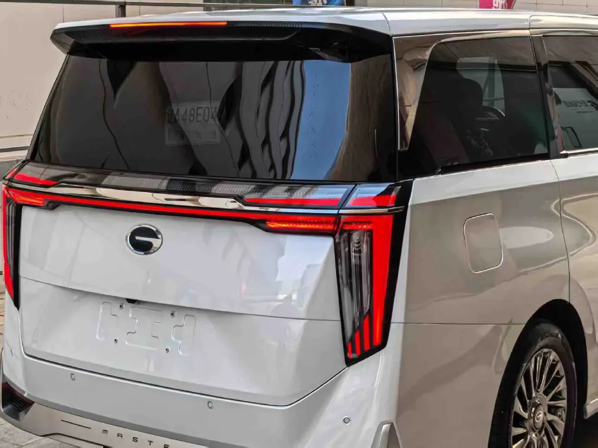 2023 GAC Trumpchi M8 2.0T 252HP L4 8AT,autocango,china used car exporter,china ev exporter,chinese used car exporter,chinese used ev exporter