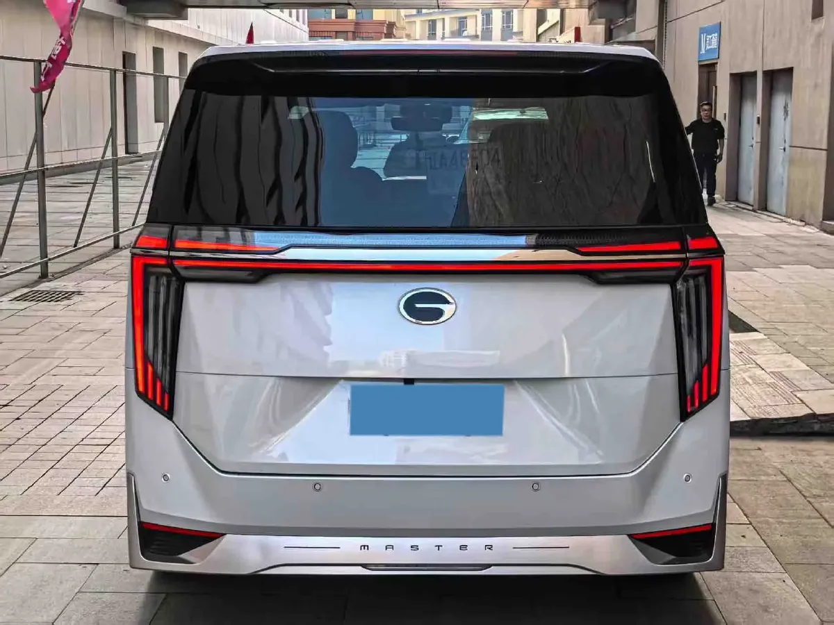 2023 GAC Trumpchi M8 2.0T 252HP L4 8AT,autocango,china used car exporter,china ev exporter,chinese used car exporter,chinese used ev exporter