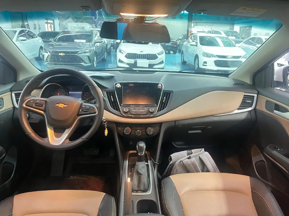 2020 Chevrolet Monza 1.5L 113HP L4 6AT,autocango,china used car exporter,china ev exporter,chinese used car exporter,chinese used ev exporter